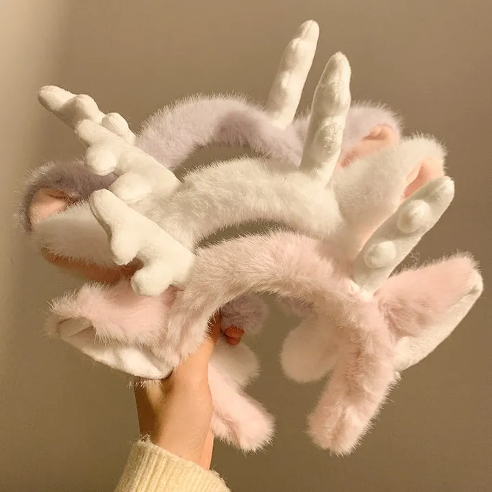 Cute Plush Dragon Horn Headband for Women – Soft Deer Antler Face Wash Headband, Kawaii Spa Hair Hoop for Skincare & Makeup, Funny Costume Party Hair Accessory